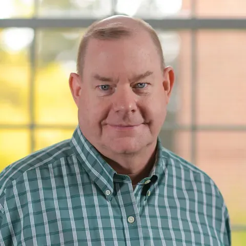 Headshot of Joe Carter